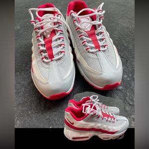 Nike Air Max 95 esstantial